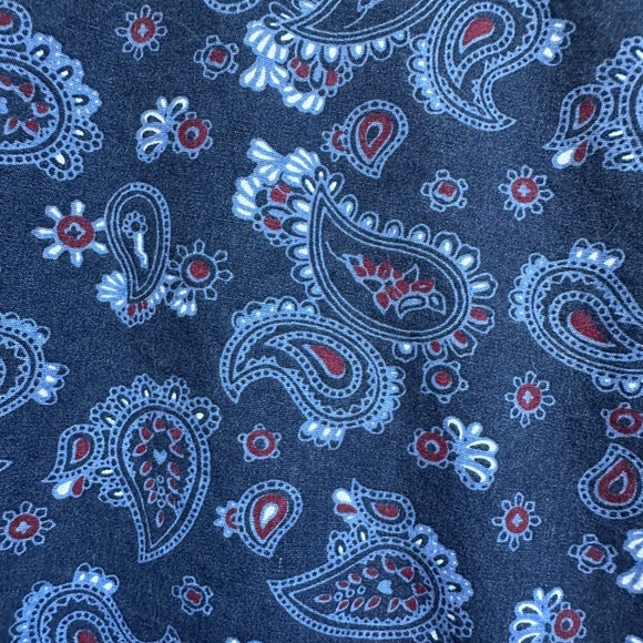 3 Men's Button Up Patterned Shirts - Picture 4 of 9